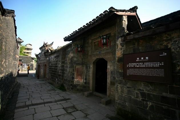 泰坦陨落2